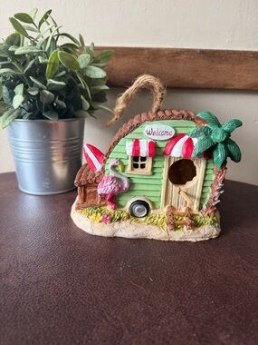 Hobby Lobby Green and Pink Tropical Camper Bird Feeder